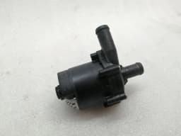 TESLA Tesla Model S 100D Additional Cooling Pump 1067473-00-H Coolant Pump Pump — thumbnail 2