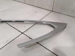 TESLA Tesla Model S 100D Left Body Moulding 1039307-00-A Bar Left — thumbnail 10