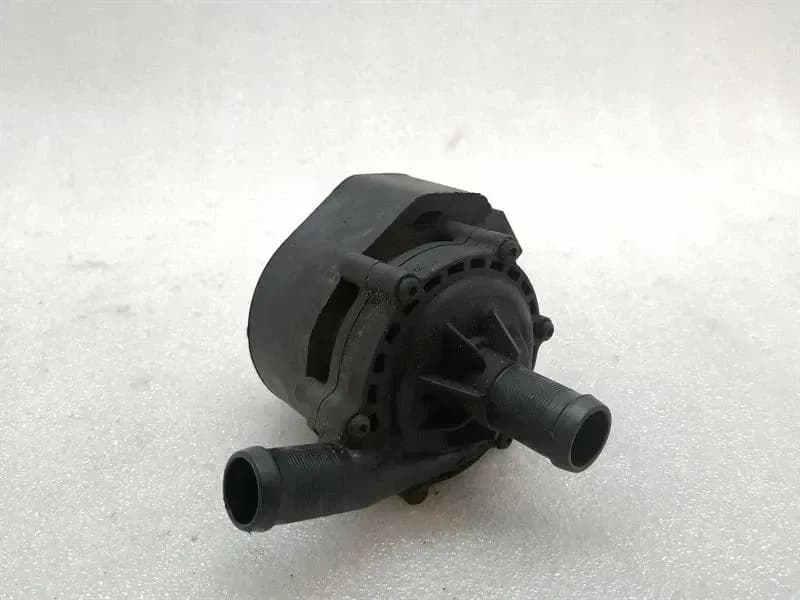 TESLA Tesla Model S 100D Additional Cooling Pump 1035348-00-G Coolant Pump Pump