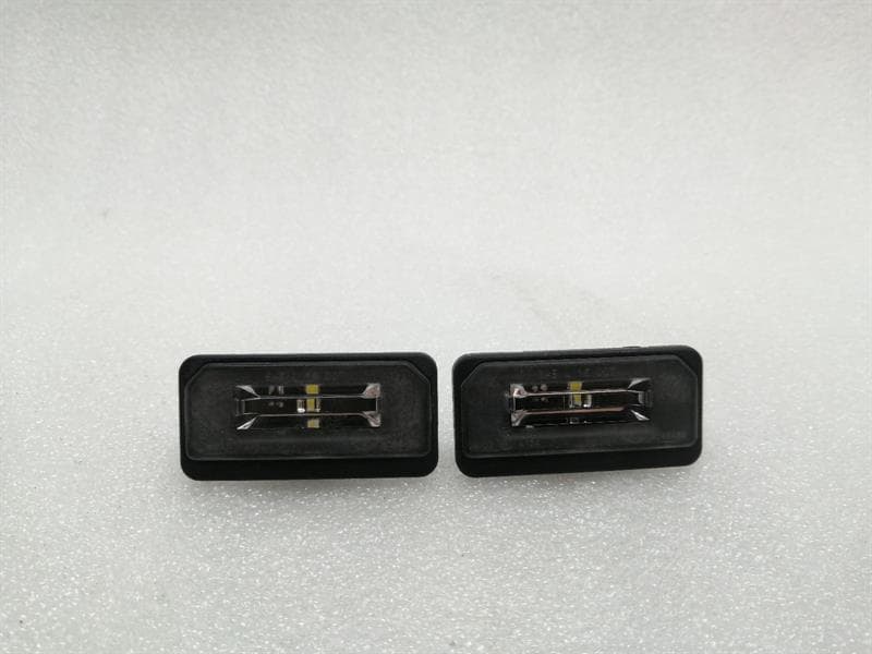 TESLA TESLA MODEL S 100D 1034341-00-B NUMBER PLATE LIGHTS NUMBER PLATE LIGHTING