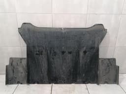 TESLA Tesla Model S 100D Undertray 1057326-00-c Underfloor Trim — thumbnail 4