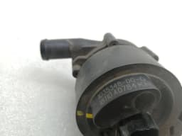 TESLA Tesla Model S 100D Additional Cooling Pump 1035348-00-G Coolant Pump Pump — thumbnail 9