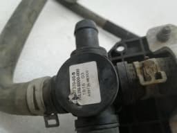 TESLA Tesla Model S 100D Heater Valve 6007370-00-B Heater Valve — thumbnail 10
