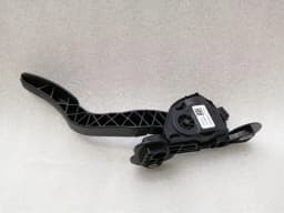 TESLA Tesla Model X P100D Throttle Pedal (Electrical) 6PV933370-17 Throttle Pedal — thumbnail 3