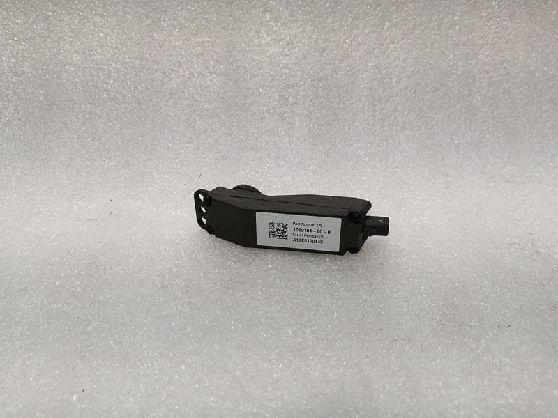 TESLA Tesla Model X P100D Pillar Autopilot Camera 1069104-00-B B-Pillar Camera