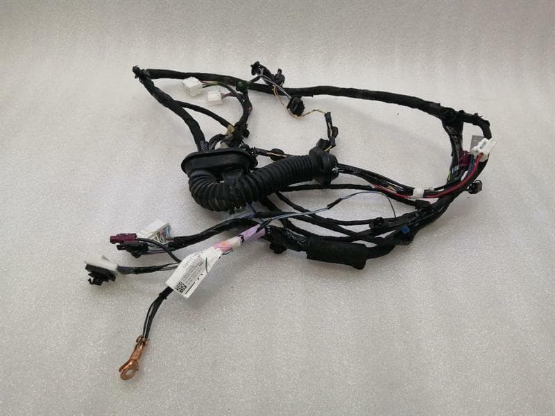 TESLA Tesla Model X P100D Passenger Door Wiring 1032432-90-G Passenger Door Harness
