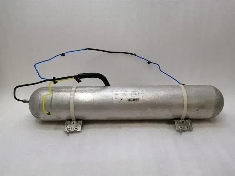 TESLA Tesla Model X P100D Expansion Tank 1027921-00-B Expansion Tank Air Suspension