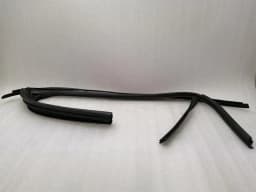 TESLA Tesla Model X P100D RRH Door Seal 1032277-00-D Door Seals Rear Right — thumbnail 4