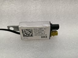 TESLA Tesla Model X P100D Aerial / Antenna 1063875-00-A Antenna — thumbnail 2