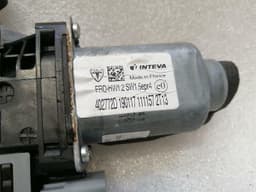 TESLA Tesla Model X P100D FRH Door Window Motor 402772D Power Window Motor Front Right — thumbnail 3