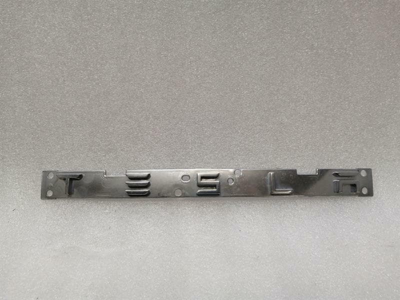 TESLA TESLA MODEL X P100D LOGO 1046920-00-B