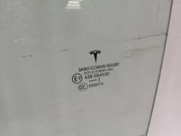 TESLA Tesla Model X P100D Left Front Door Glass 1028822-00-J Door Panel Front Left — thumbnail 2