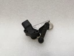 TESLA Tesla Model X P100D FRH Level Sensor 1027946-00-A Front Right Altitude Sensor — thumbnail 4