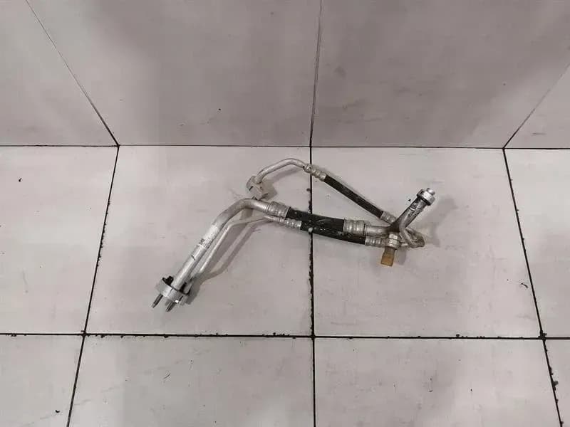 TESLA Tesla Model X P100D A/C Pipe 1054664-00-D Air Conditioning Air Conditioning
