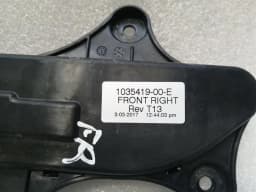 TESLA Tesla Model X P100D Front Right Door Handle 1035419-00-E Door Handle Front Right — thumbnail 10