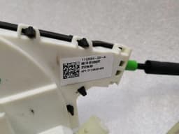 TESLA Tesla Model X P100D Front Right Door Lock 1112064-90-A Door Lock Front Right — thumbnail 6
