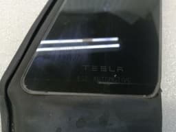 TESLA Tesla Model X P100D B Post Cover Left 1092311-00-B B-Pillar Cover Left — thumbnail 3