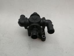 PORSCHE Porsche Taycan 9J heater valve 9J1906459A heater valve valve — thumbnail 7