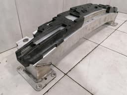 PORSCHE Porsche Taycan 9J rear bumper beam 9J1803184C rear bumper carrier. — thumbnail 3