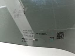 PORSCHE Porsche Taycan 9J right rear door glass 9J1845026A door window rear right — thumbnail 8