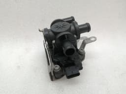 PORSCHE Porsche Taycan 9J heater valve 9J1906459A heater valve — thumbnail 7