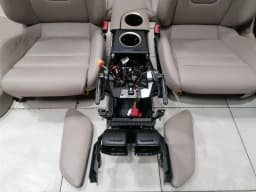 PORSCHE PORSCHE TAYCAN 9J EXCLUSIVE CLUB LEATHER 18-WAY SPORT SEATS TAYCAN LEATHER SEATS — thumbnail 4