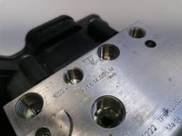 PORSCHE Porsche Taycan 9J A.B.S Pump 9J1614095M ABS Pump Hydraulic Block — thumbnail 10