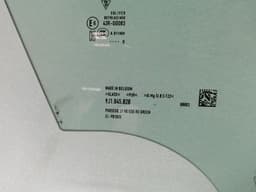 PORSCHE Porsche Taycan 9J right front door glass 9J1845020 door window front right — thumbnail 2