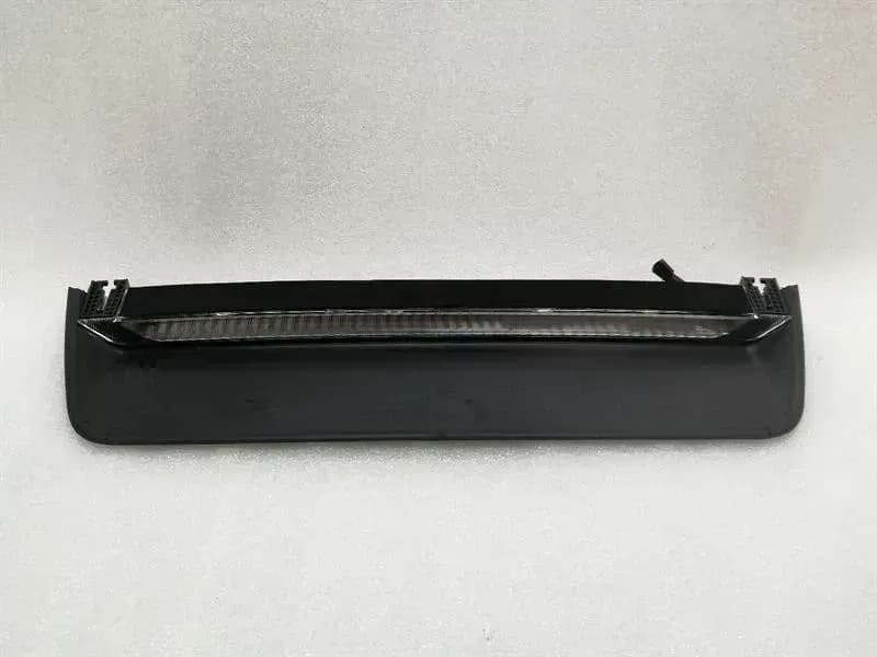 PORSCHE Porsche Taycan 9J stop/brake light 9J1945211D brake light