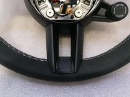 PORSCHE Porsche Taycan 9J steering wheel Taycan steering wheel Alcatara 36 cm — thumbnail 6