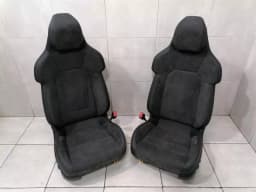 PORSCHE Porsche Taycan 9J Seat TAYCAN Seat ALCANTARA COATS OF ARMS LOGO GTS SPORT DESIGN — thumbnail 2