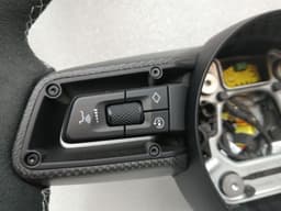 PORSCHE Porsche Taycan 9J steering wheel carbon steering wheel new 36 cm heated GTS steering wheel — thumbnail 8