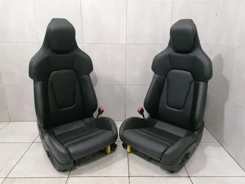 PORSCHE Porsche Taycan 9J Seat Q1J Sports Front Seats 18 Way Seat Interior