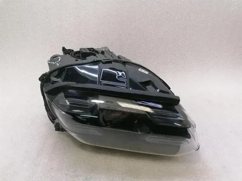 PORSCHE Porsche Taycan 9J Right Headlight 9J1941006C FAULTY Headlight Matrix PDLS