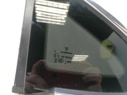 PORSCHE Porsche Taycan 9J Left Rear 1/4 Glass 9J1845297R Door Glass 1/4 Rear LH — thumbnail 7