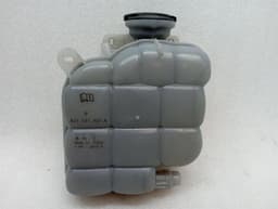 PORSCHE Porsche Taycan 9J expansion tank 9J1121407A expansion tank cooling water — thumbnail 1