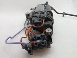 PORSCHE Porsche Taycan 9J Air Suspension Pump 9J1616006D Supercharger Air Suspension — thumbnail 6