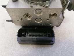 PORSCHE Porsche Taycan 9J A.B.S Pump 9J1614095K ABS Pump Hydraulic Block — thumbnail 2