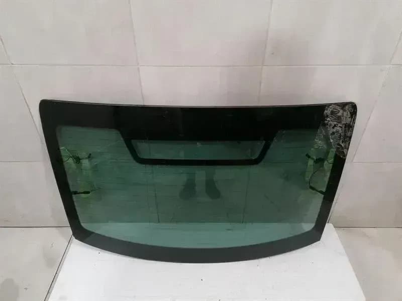 PORSCHE Porsche Taycan 9J rear screen 9J1845051AD rear window