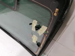 PORSCHE Porsche Taycan 9J rear screen 9J1845051AD rear window — thumbnail 5