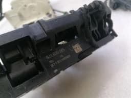 PORSCHE Porsche Taycan 9J door lock 9J1839885 rear left door lock rear left — thumbnail 4