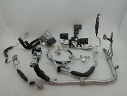 PORSCHE Porsche Taycan 9J A/C pipe 9J1820249J air conditioning line air conditioning set — thumbnail 1