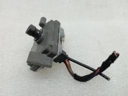 PORSCHE Porsche Taycan 9J Front Camera 4N0907217A Front Camera Module — thumbnail 2