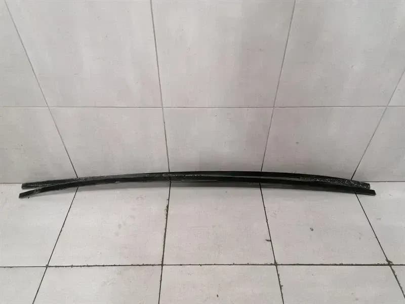 Porsche Taycan 9J Roof Rails Defect 9J1854525 Roof Rails SET Faulty