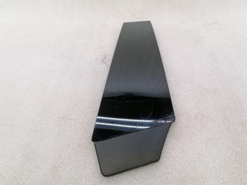 PORSCHE Porsche Taycan 9J body moulding left 9J1845031 left strip
