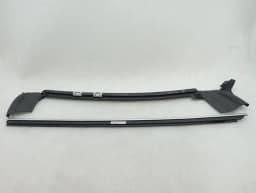 PORSCHE Porsche Taycan 9J Door Seal Window Slot 9J1839475D Door Seals — thumbnail 6