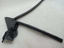PORSCHE Porsche Taycan 9J Door Molding Seal 9J1837475A Window Guide 9J1837433 — thumbnail 2