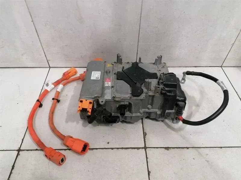 PORSCHE Porsche Taycan 9J voltage converter 9J1959663AG control unit voltage converter