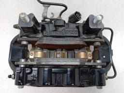 PORSCHE Porsche Taycan 9J right rear caliper 9J1615404R brake caliper rear right defect — thumbnail 4