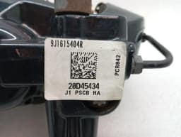 PORSCHE Porsche Taycan 9J right rear caliper 9J1615404R brake caliper rear right defect — thumbnail 7